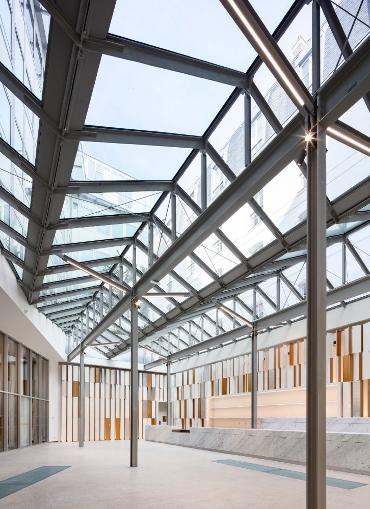 Grand Central Saint-Lazare de Ferrier Marchetti Studio  