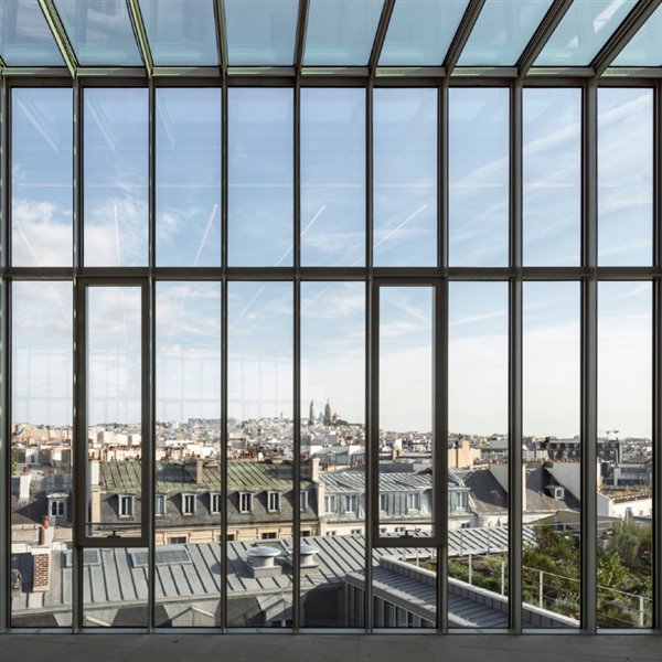 París estrena un nuevo y moderno pulmón verde: la Grand Central Saint-Lazare 