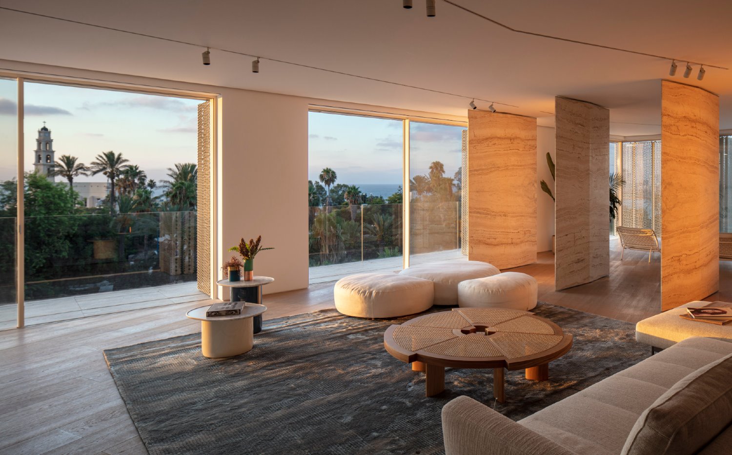 The Jaffa Penthouse en The Jaffa Hotel & Residences en Tel Aviv de Pitsou Kedem Architects y Baranowitz & Goldberg Architects 