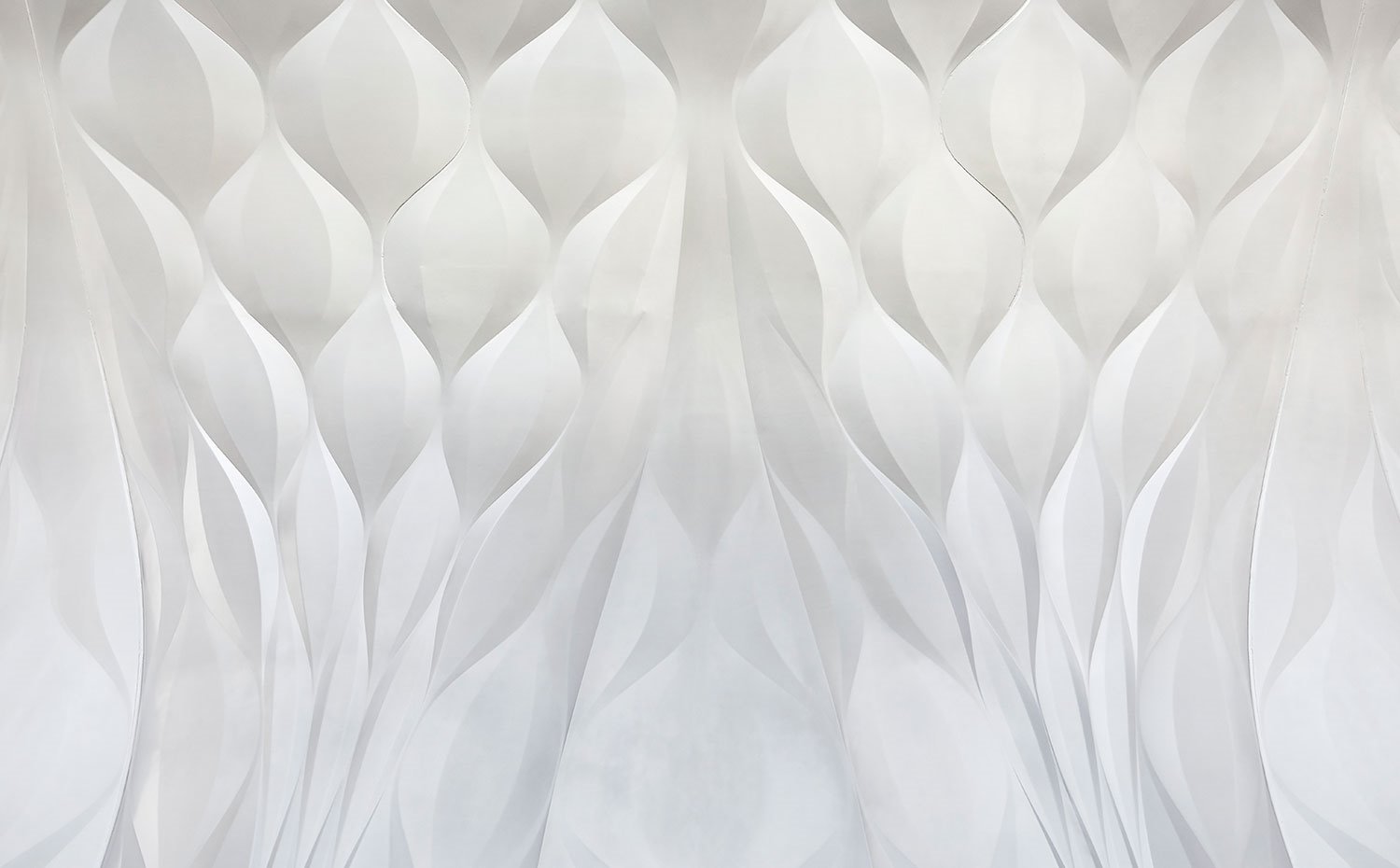 Detalle de cubierto con motivos geométricos