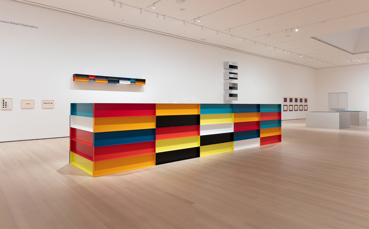 Una vista de la instalación de la exposición monográfica sobre Donald Judd, en el MoMA de Nueva York.