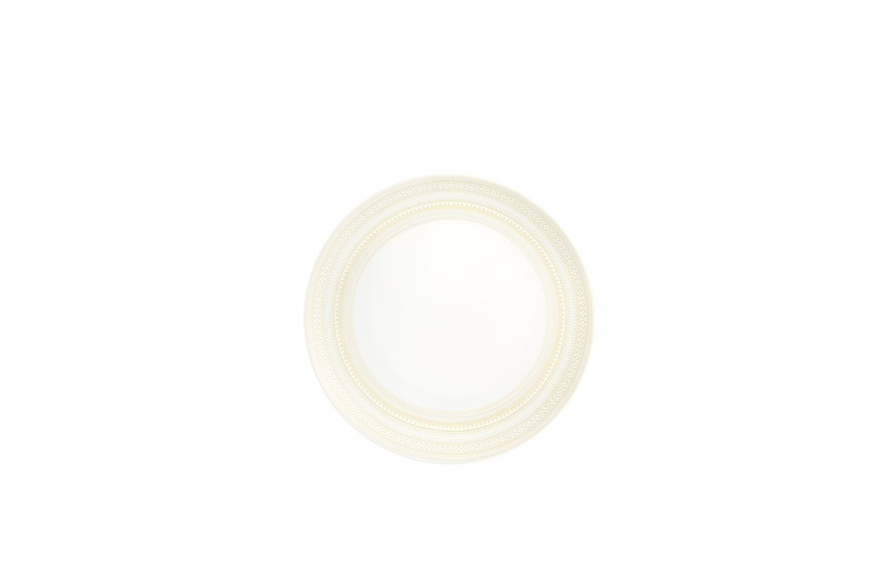 Plato de la colección Ivory, con una línea muy sútil y elegante, pero nunca básica