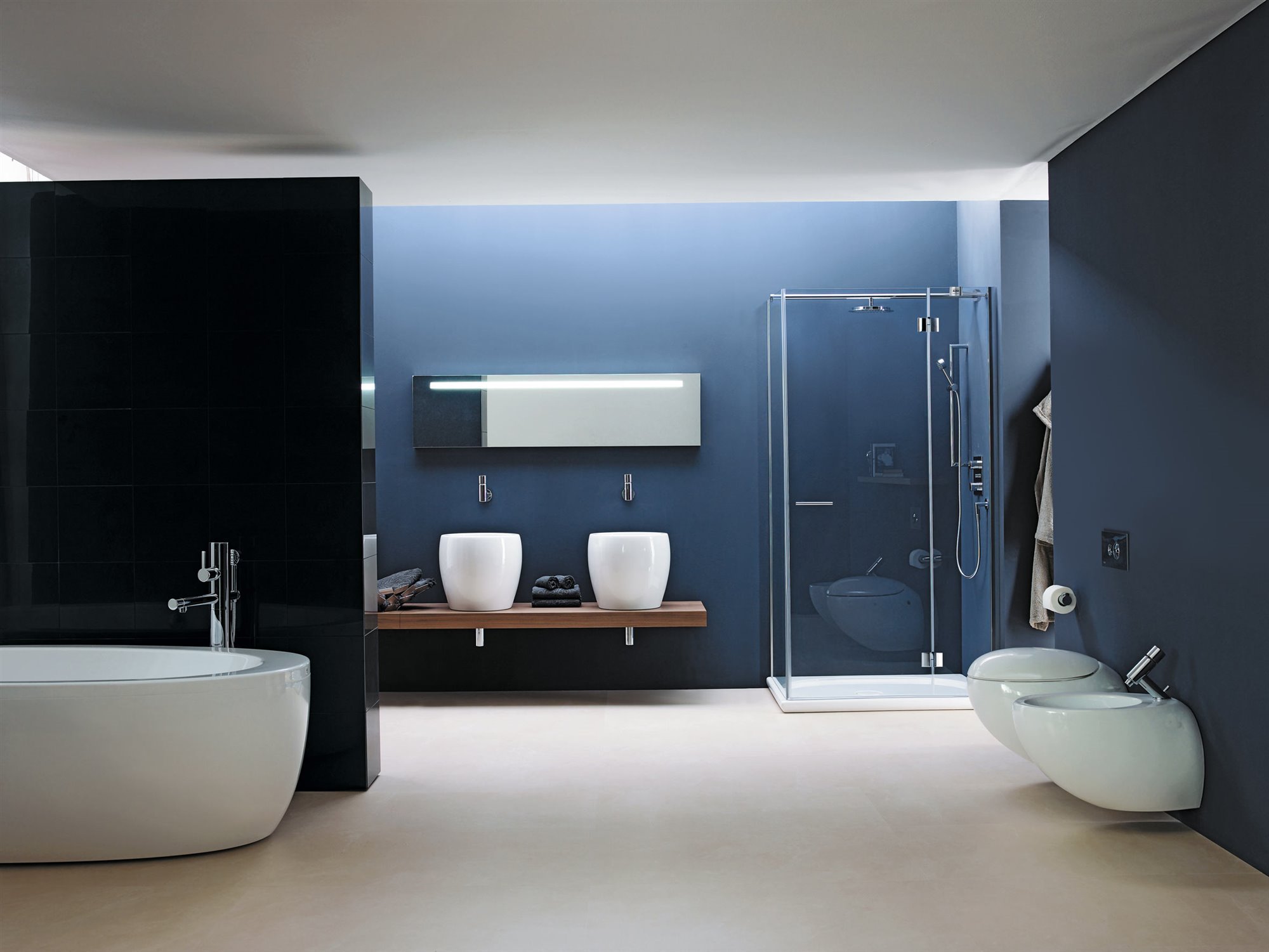 Baño de color azul