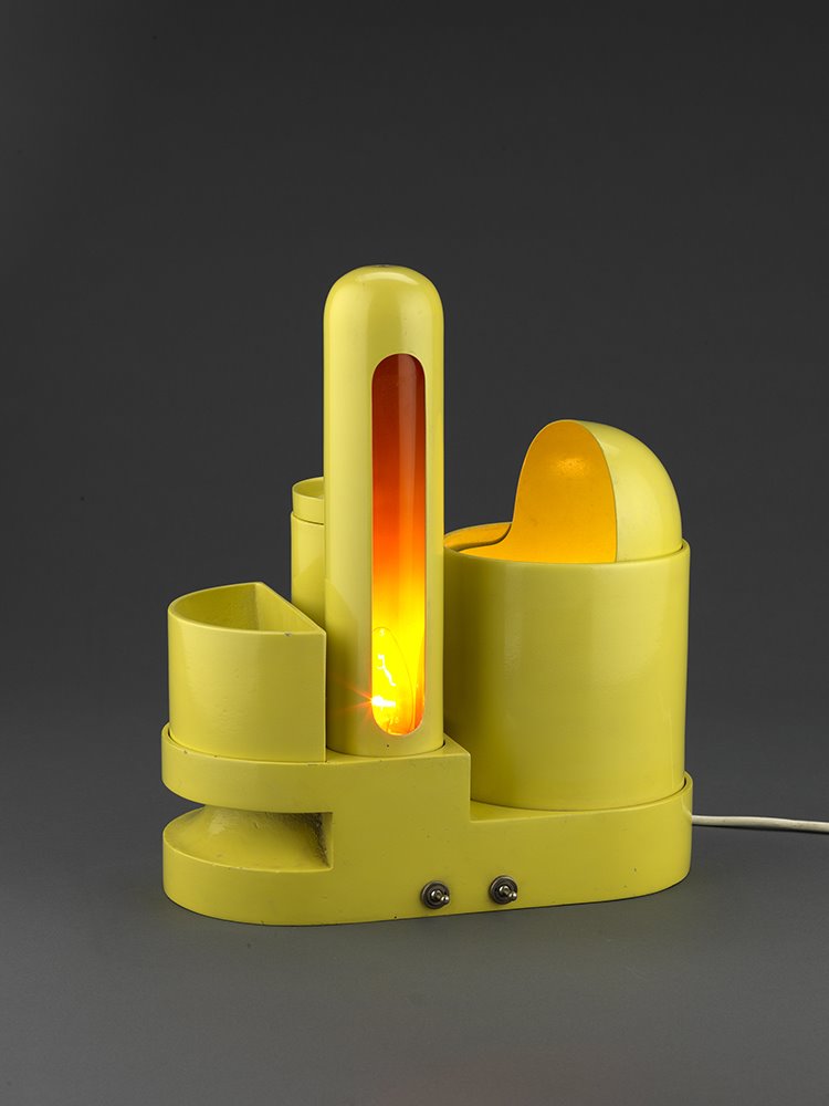Vitra Design Museum Gae Aulenti lampara rimorchiatore