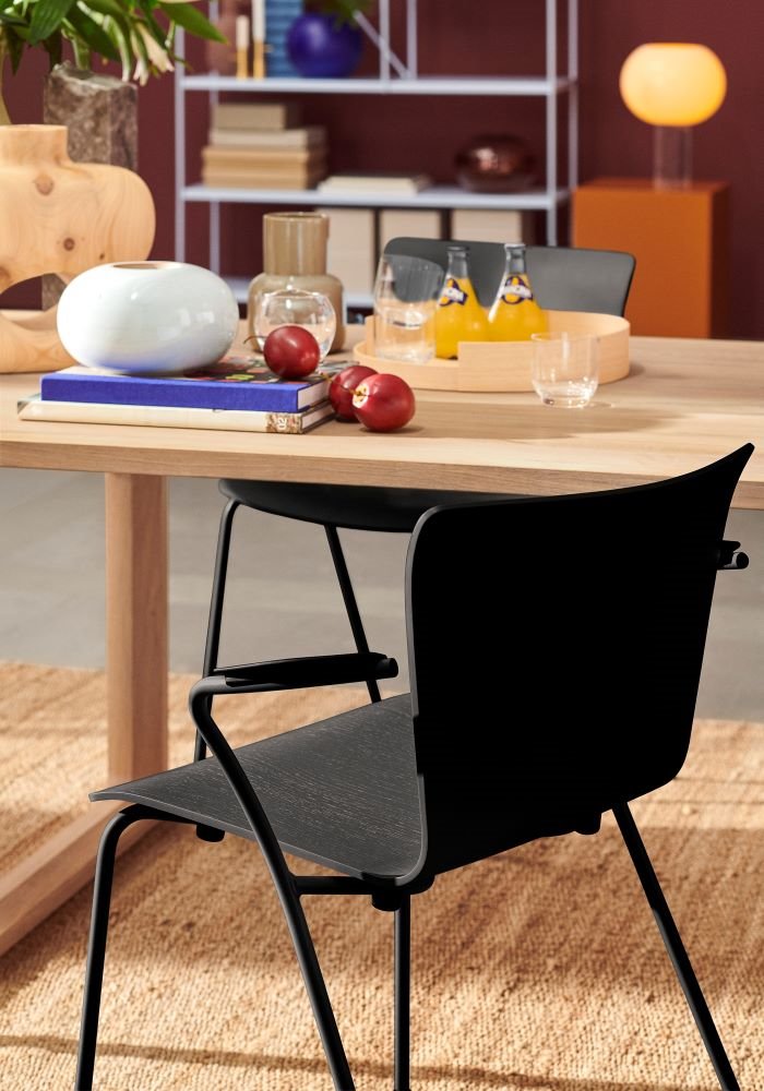 reedicion de la silla Vico Duo de Vico Magistretti por Fritz Hansen 