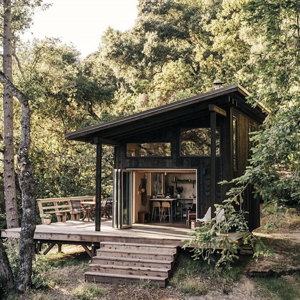 Redwood Cabin, de Jeff Waldman y Molly Fiffer.