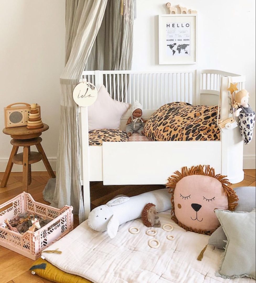 En la habitación de los juguetes, intento que cada cosa tenga un sitio, para que cuando la niña entre, lo encuentre todo igual. 
