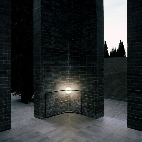 lampara Heco wall corner design nendo  para Flos