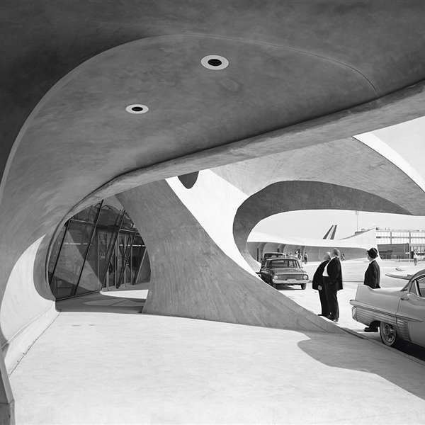 Edificios imprescindibles de la arquitectura moderna: la terminal TWA del aeropuerto de Nueva York de Eero Saarinen