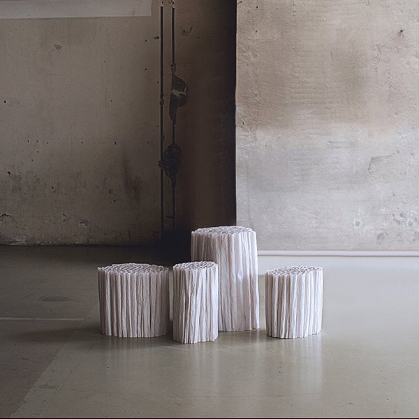 Los muebles de papel de Pao Hui Kao son muchísimo más resistentes de lo que crees