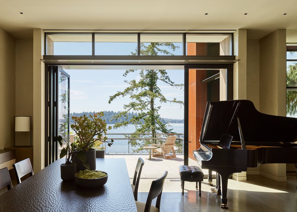 Lakeside Residence 34 lr. Lakeside Residence piano