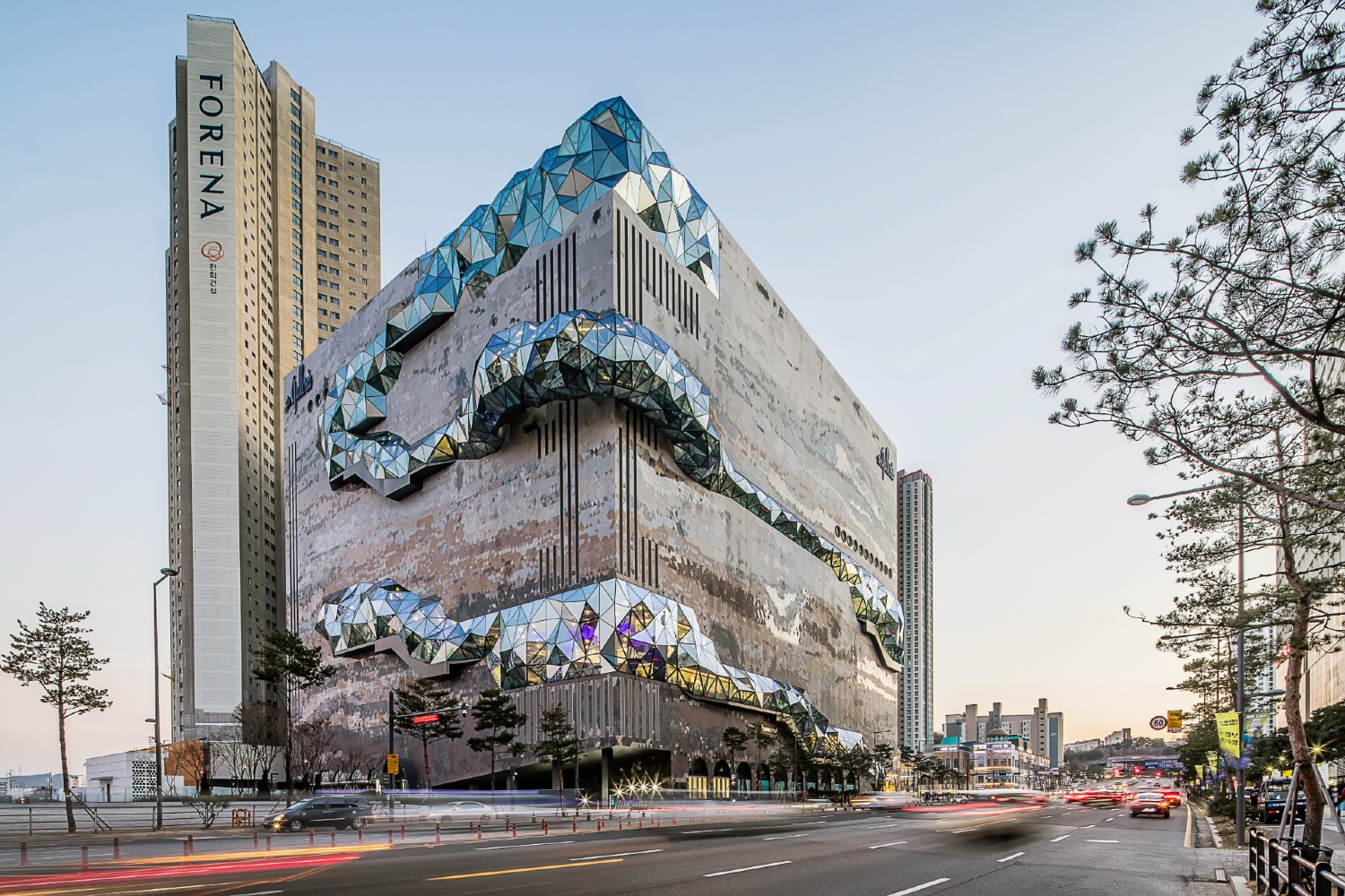 Centro comercial Galleria de OMA y Chris van Duijn en Gwanggyo Corea del Sur 