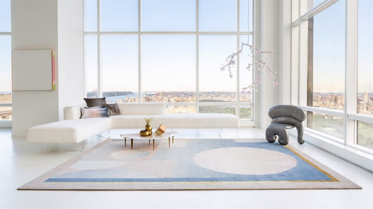 Todas las imágenes promocionales han sido tomadas en el apartamento que la propia Kelly Behun posee en Manhattan. Aquí puedes ver el modelo Eclipse. 