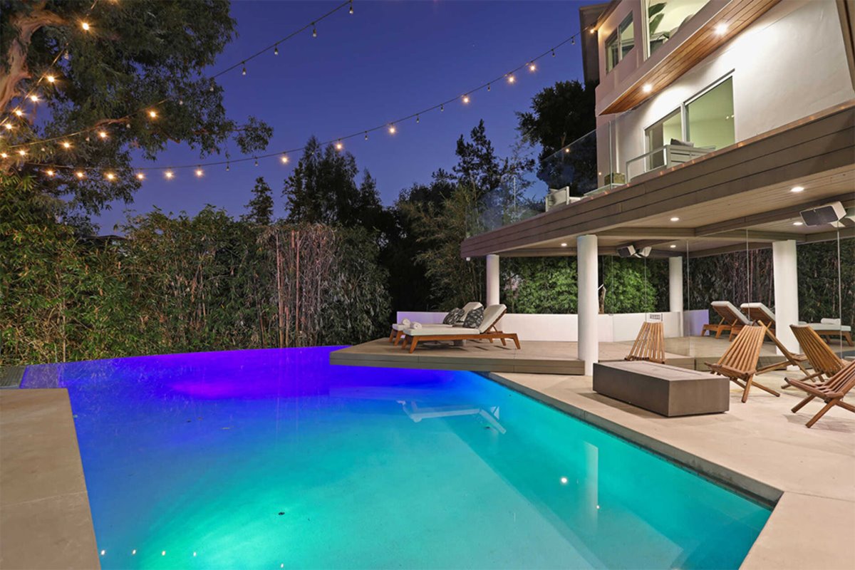Casa de la cantante Halsey en Los Ángeles Beachwood Canyon 