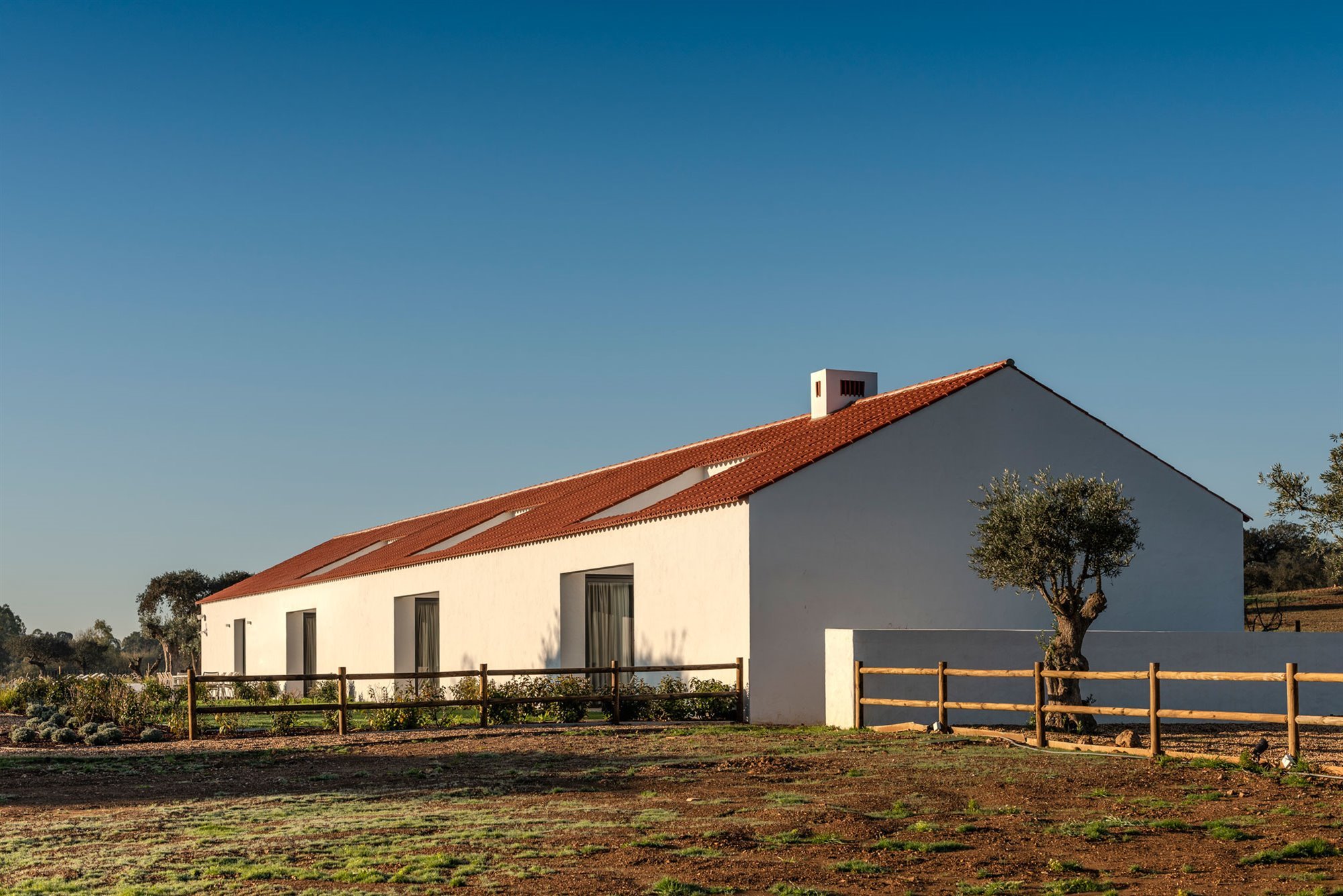 João-Guimarães CasadaRibeira 10. Malhadinha turismo rural portugal-CasadaRibeira 10