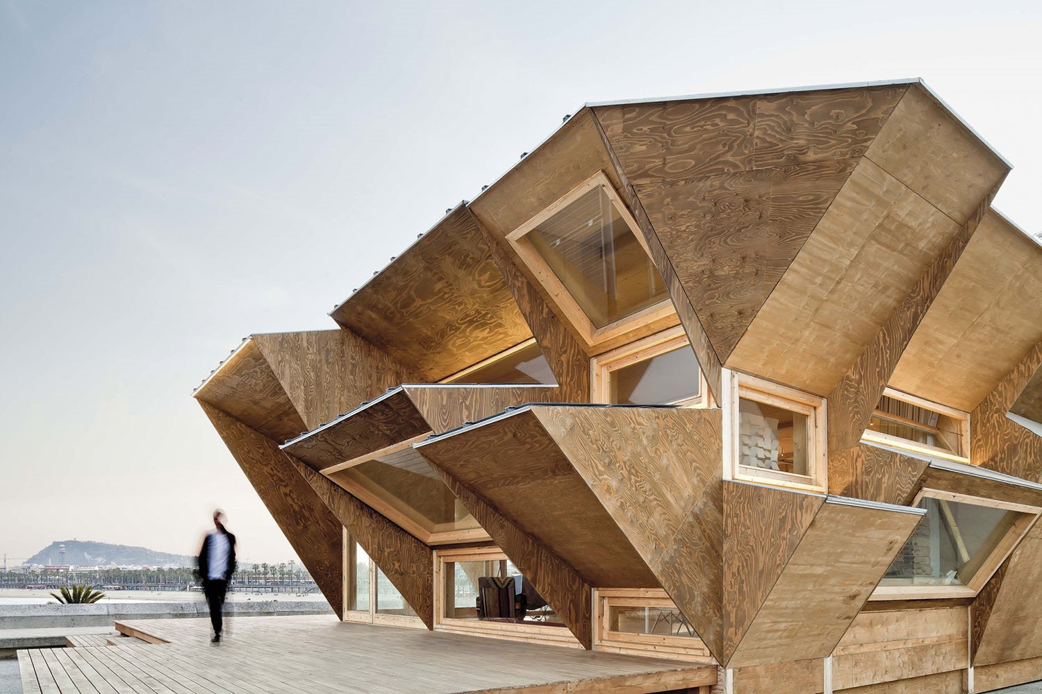 escuelas de diseño pabellón endesa iaac