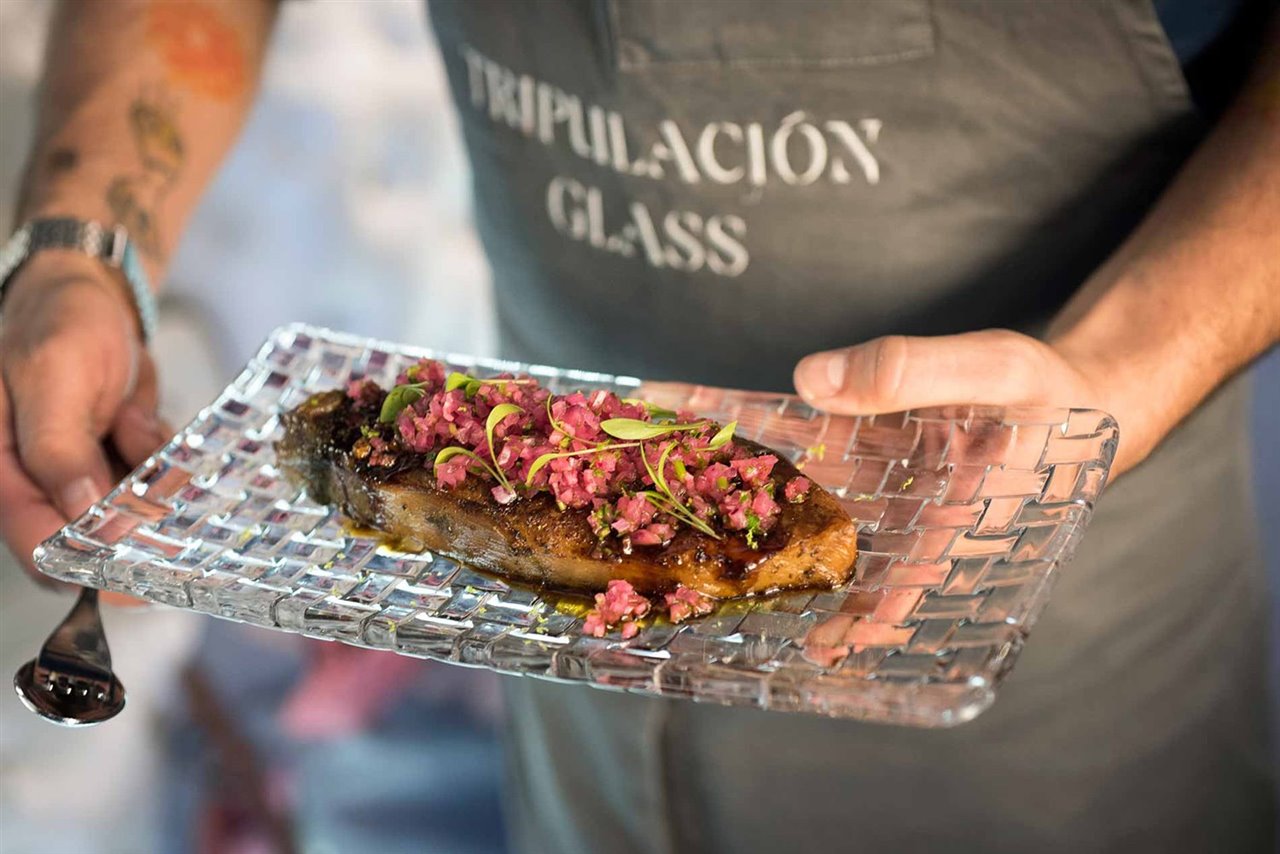 En 2017, Ángel León desembarcó también en Madrid con el restaurante Glass Mar en el hotel Urban.