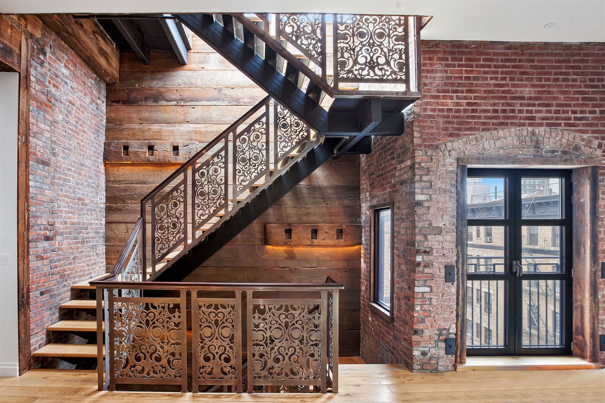 atico-duplex-comprado-por-el-cantante-john-legend-y-chrissy-teigen-en-manhattan-nueva-york 05ac8531 1300x7