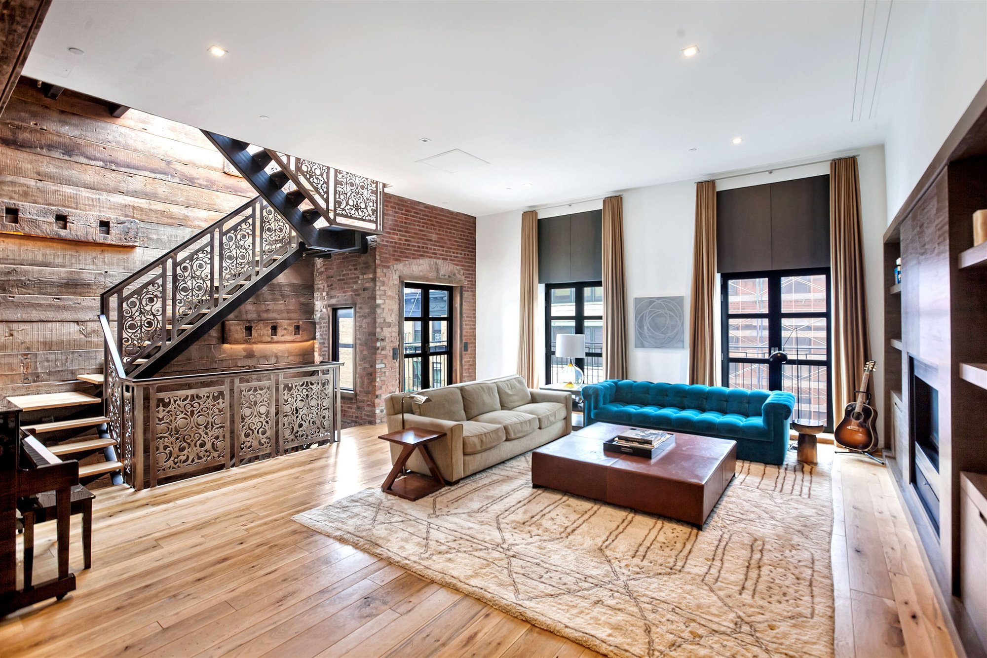 atico-duplex-comprado-por-el-cantante-john-legend-y-chrissy-teigen-en-manhattan-nueva-york 05bf27ab 1300x792