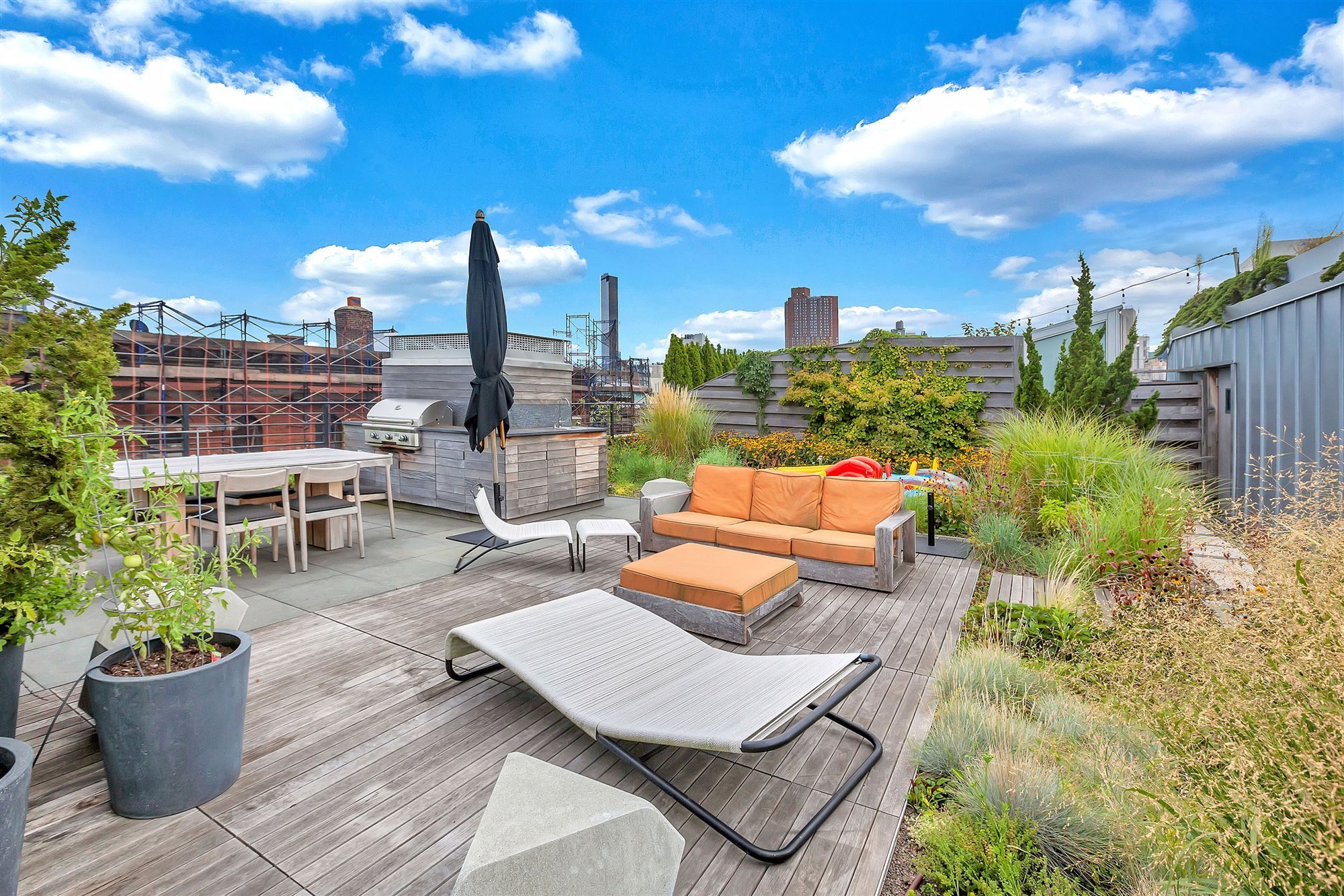 atico-duplex-comprado-por-el-cantante-john-legend-y-chrissy-teigen-en-manhattan-nueva-york fb48e47d