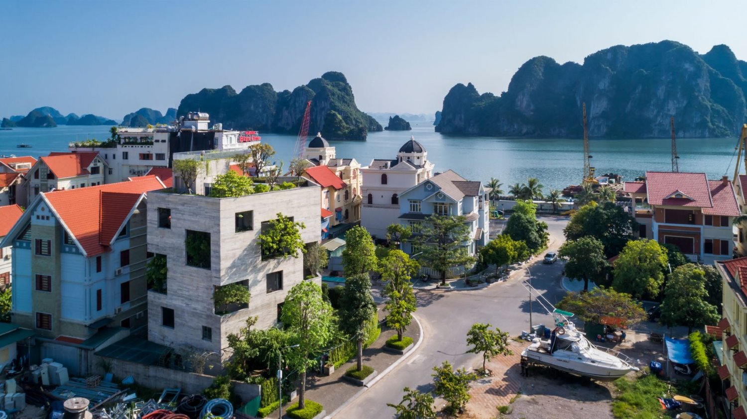 Ha Long Villa en Vietnam de Vo Trong Nghia Architects 