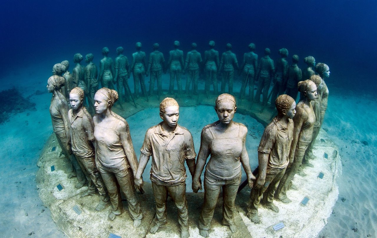 Jason Decaires Taylor
