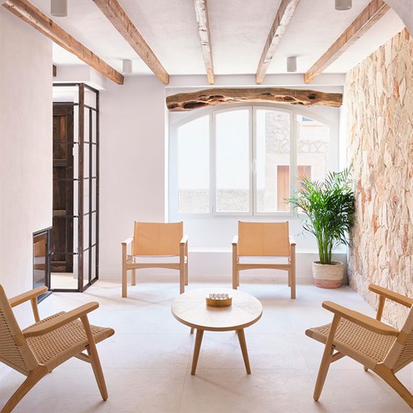 Moderna y acogedora, la fusión perfecta para esta casa tradicional en Mallorca