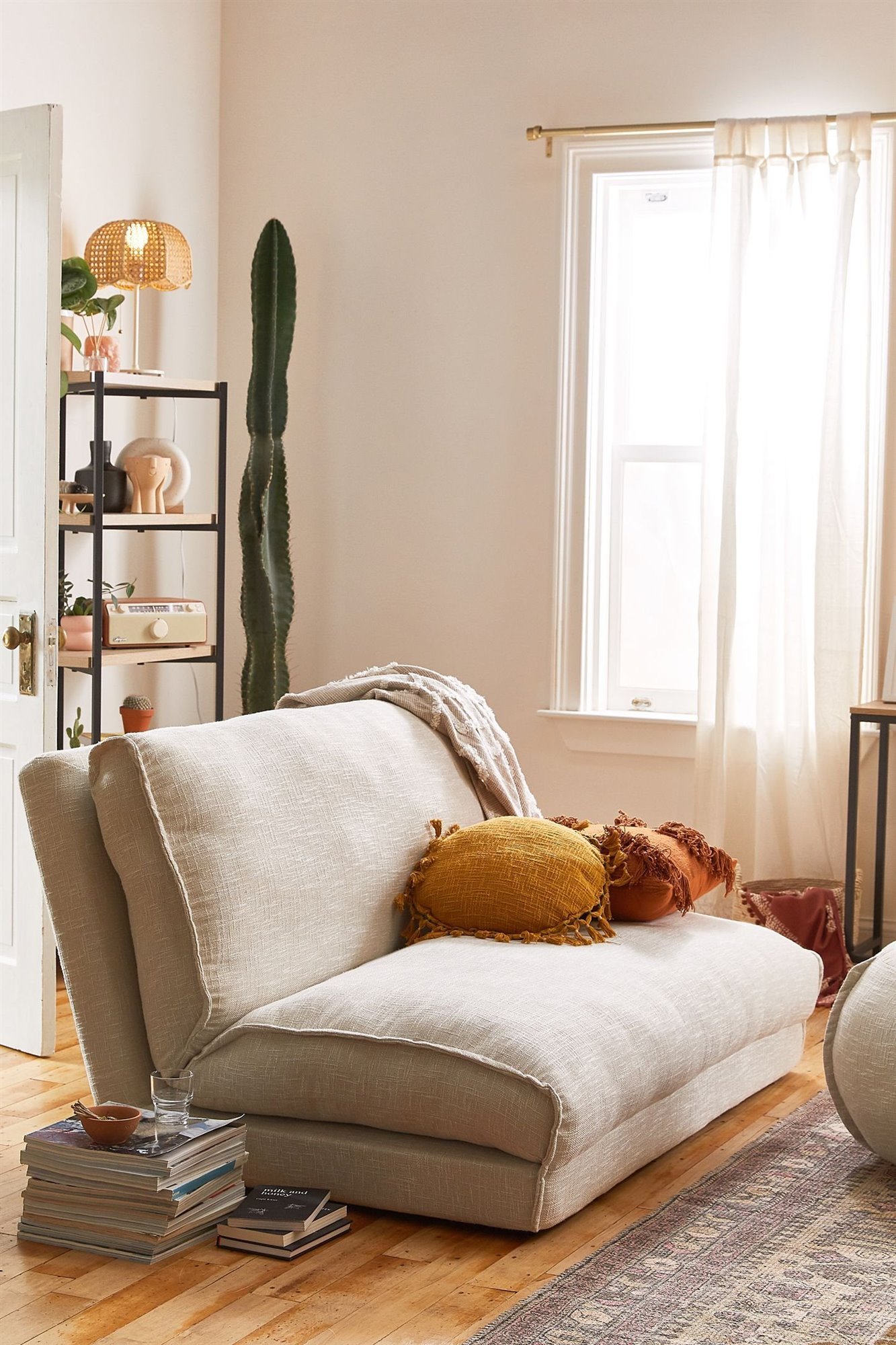 salon con sofa convertible mini