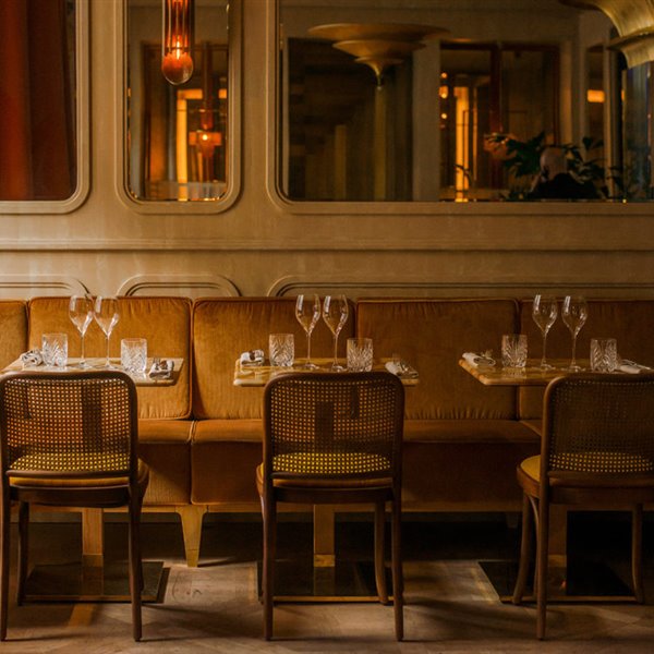 restaurante Nolinski en París con interiorismo art deco 2