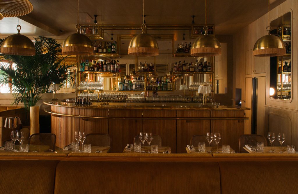 restaurante Nolinski en París con interiorismo art deco 4
