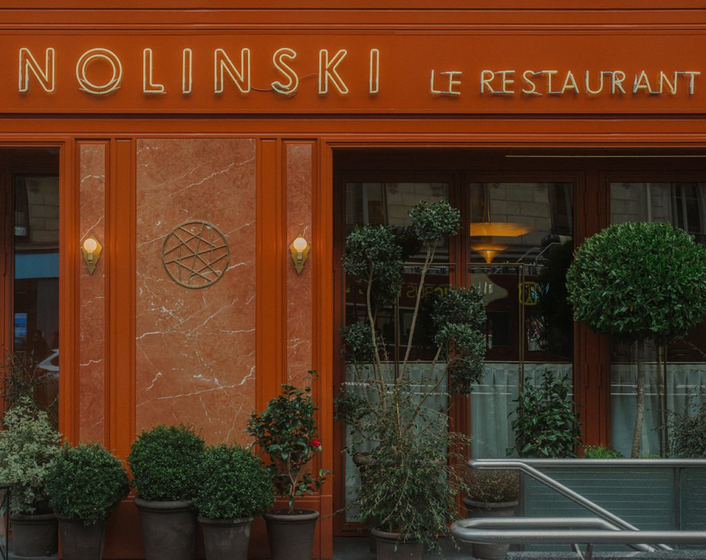restaurante Nolinski en París con interiorismo art deco 5