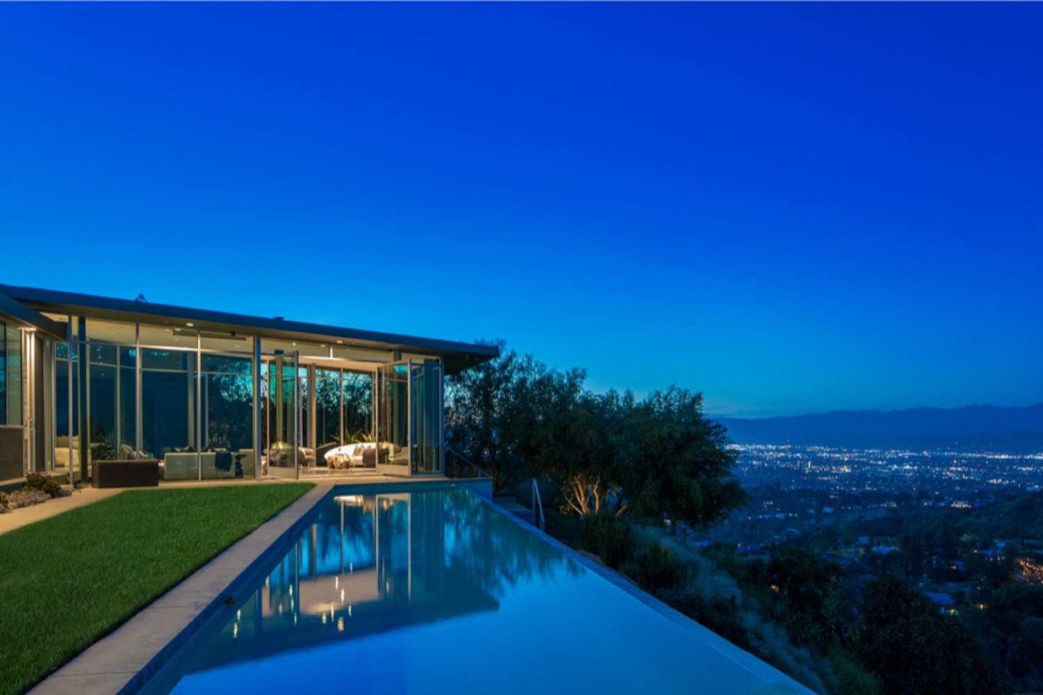 Casa Skyline Residence de Pharrell Williams en las colinas de Hollywood Los Ángeles de Hagy Belzberg 