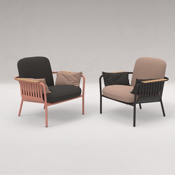 GandíaBlasco Capa lounge chair beige red black