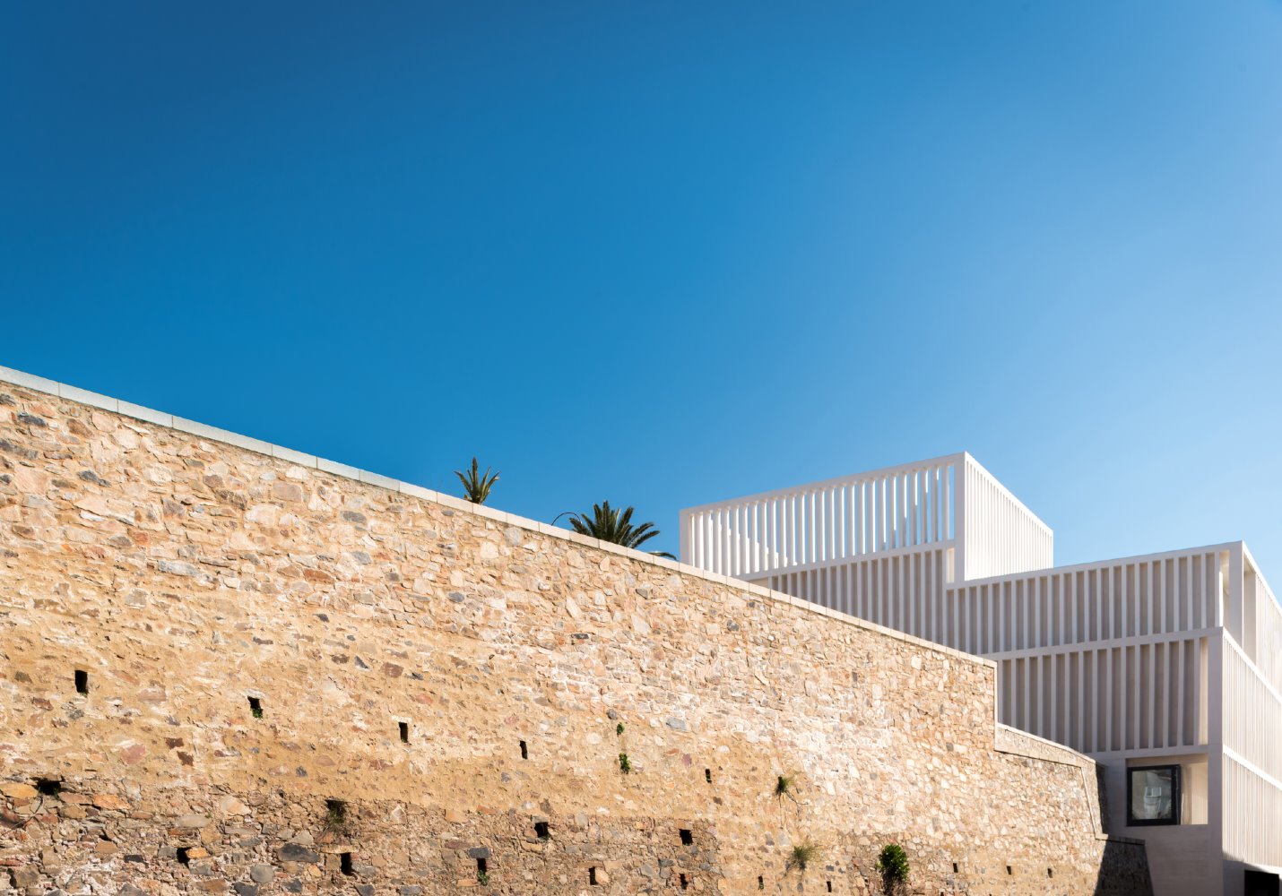 Museo de Arte Contemporáneo Helga de Alvear de Tuñón Arquitectos 