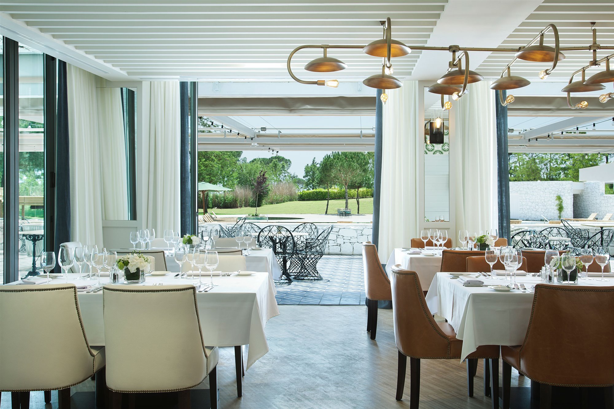 Hotel-Camiral-12. Hotel-Camiral-comedor