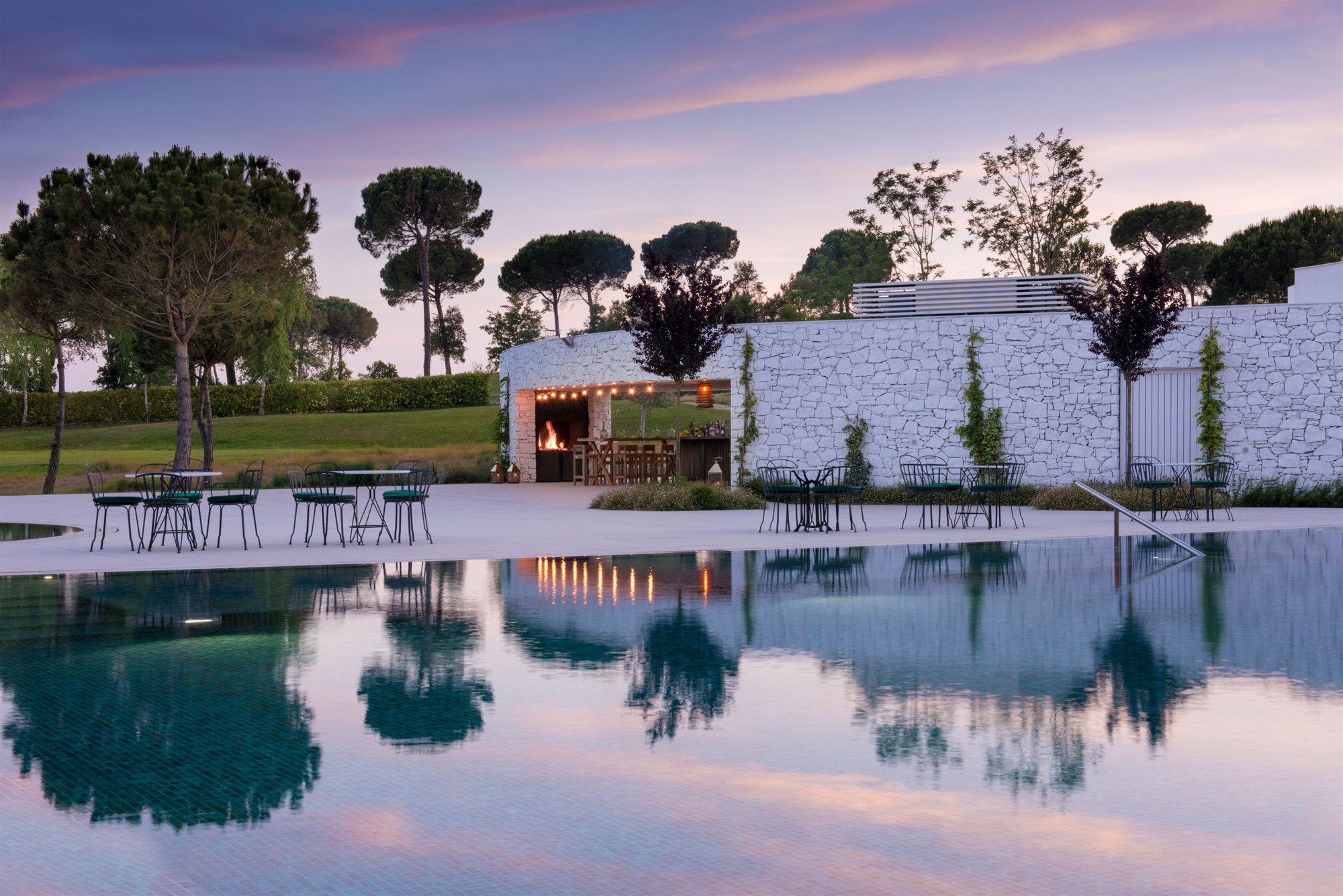 MVC161050167-Pool-Bar-Nightshot. pga catalunya resort-Pool-Bar-Nightshot