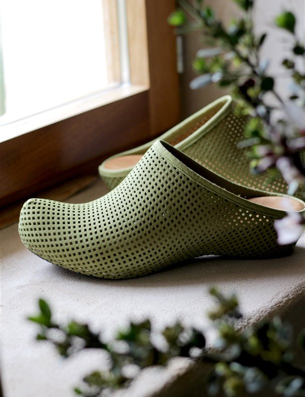 Vialis presenta una colección de zapatos perfectos para esta verano