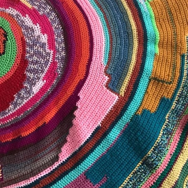 Lulu Kaalund es la artesana que debes conocer si te gusta la moda y la decoración