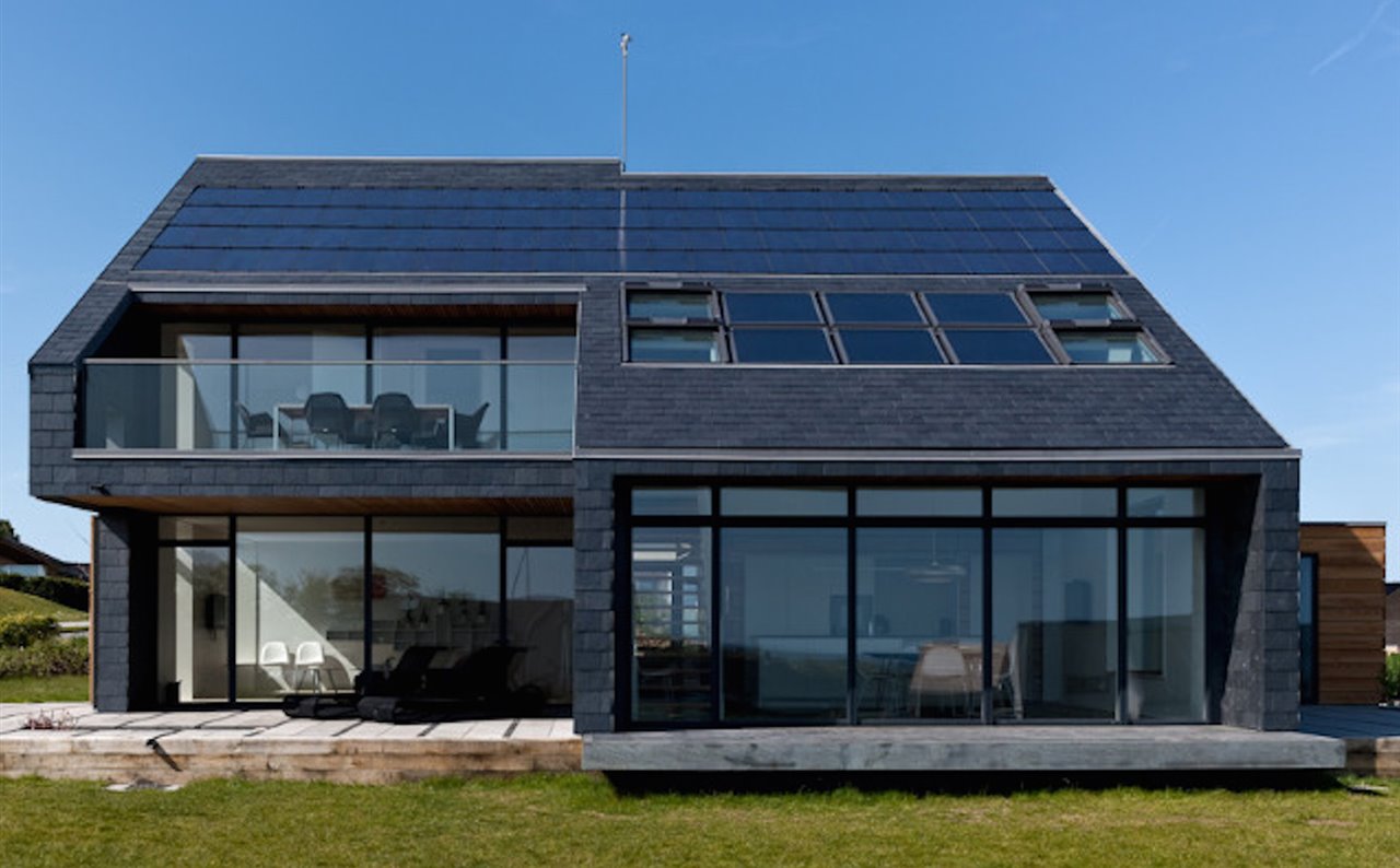 La herramienta permite calcular en solo cuatro pasos el coste de la instalación y el ahorro anual. Proyecto Home for Life, de AART Architects.