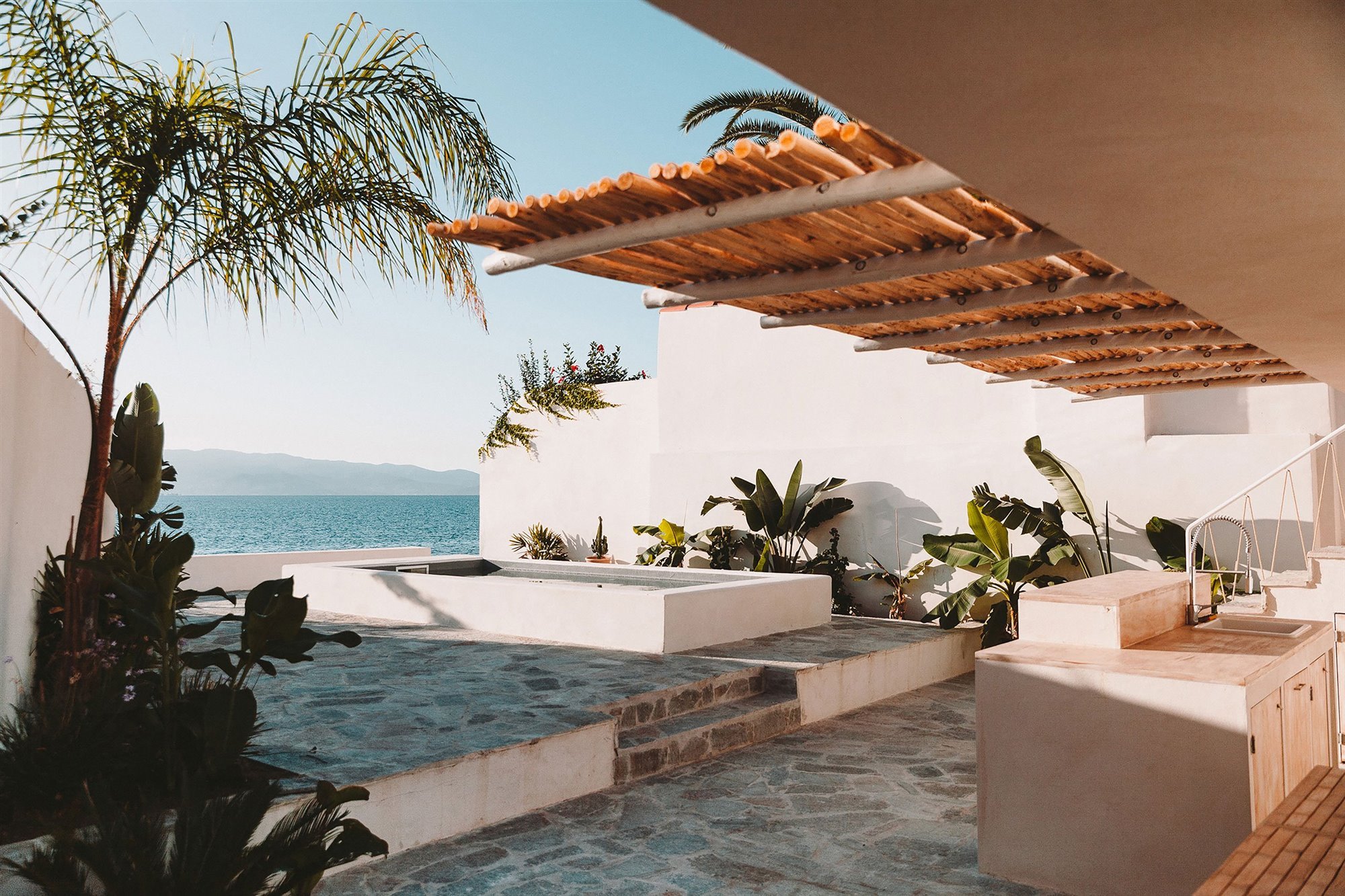 piscina casa santa teresa amelia tavella 