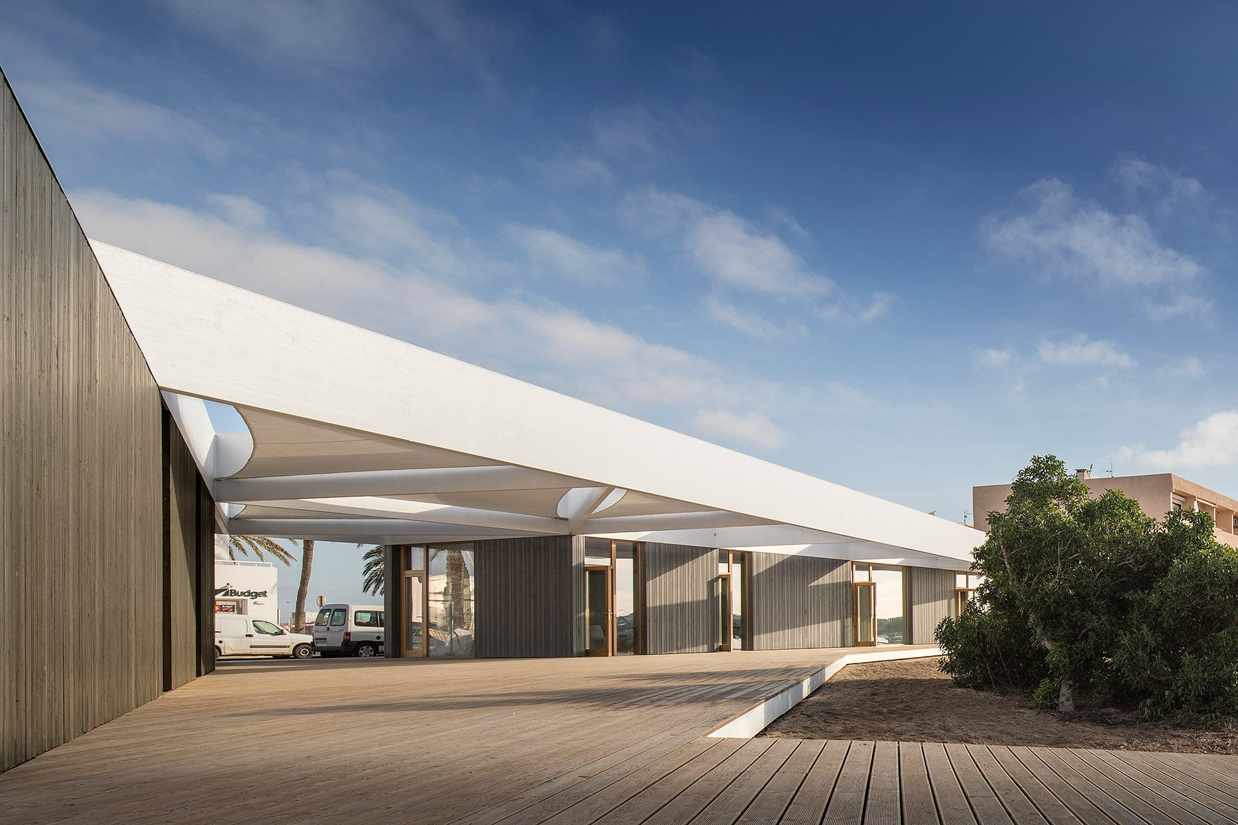Centro de Deportes Naúticos de Formentera, de Marià Castelló (Formentera)