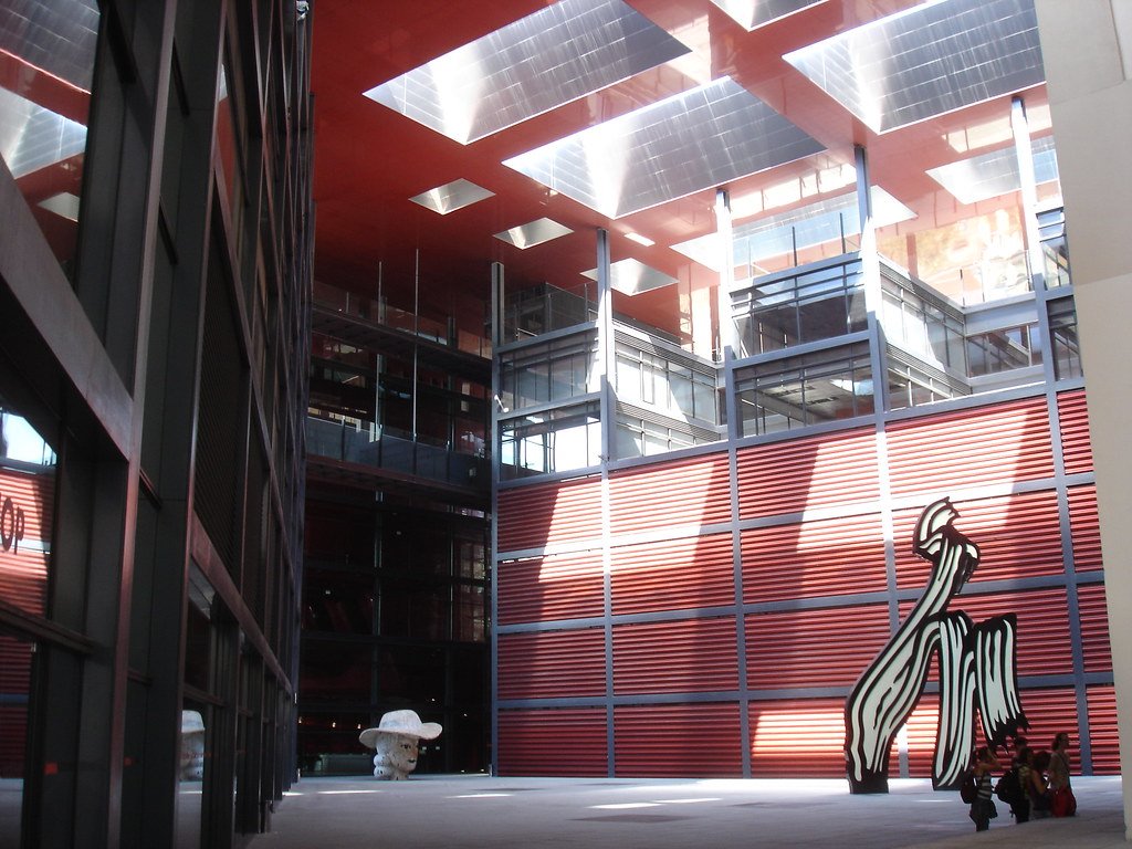  Museo Nacional Centro de Arte Reina Sofía, de Jean Nouvel (Madrid)