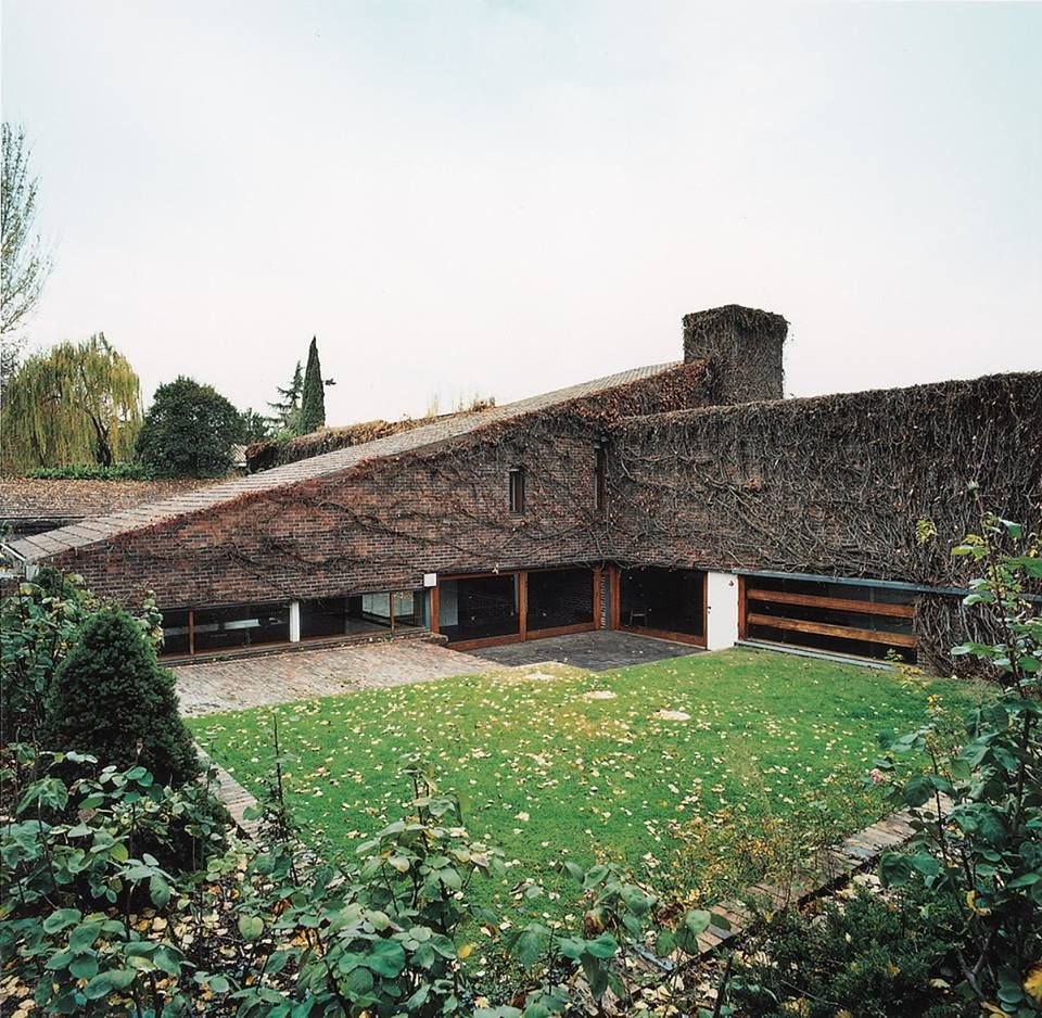 Casa Huarte, de José Antonio Corrales Gutiérrez y Ramón Vázquez Molezún (Madrid)