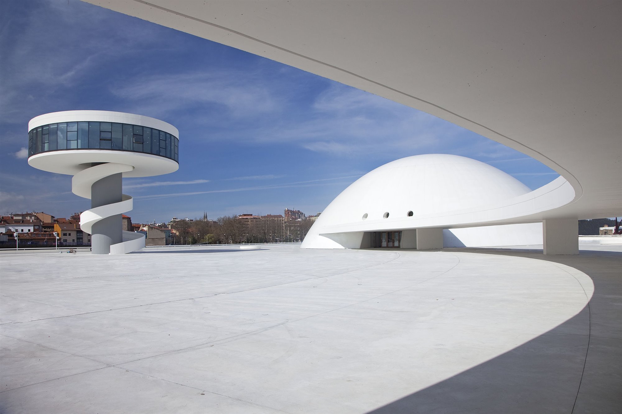 Centro Niemeyer, de Oscar Niemeyer (Avilés, Asturias)