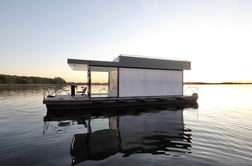 Apartamento lancha sobre el agua Loungeboat de Tanja Wunderlich-Finckh y Chris Finckh 