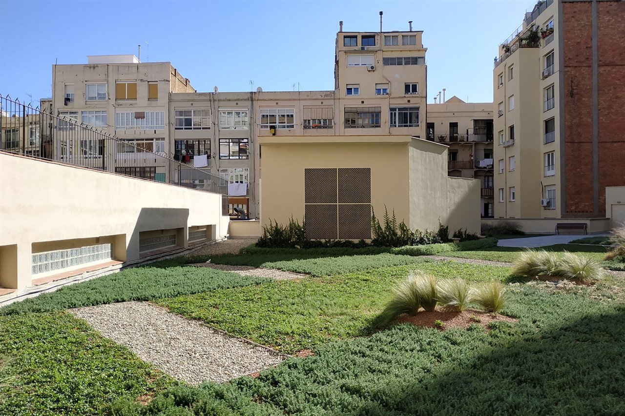El proyecto Aragó 174 de Eixverd, uno de los ganadores del Primer Concurso de Cubiertas Verdes de Barcelona, incluye una plantación de sedum, plantas aromáticas y gramíneas.