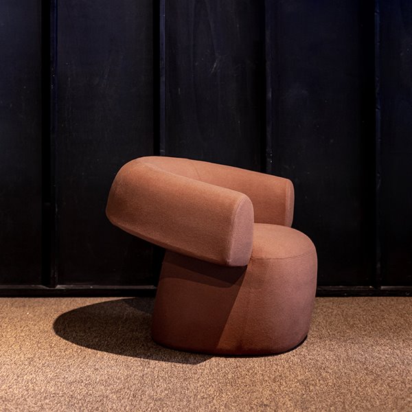 Chillida no hubiese dudado en comprar el nuevo sillón de Patricia Urquiola para Moroso 