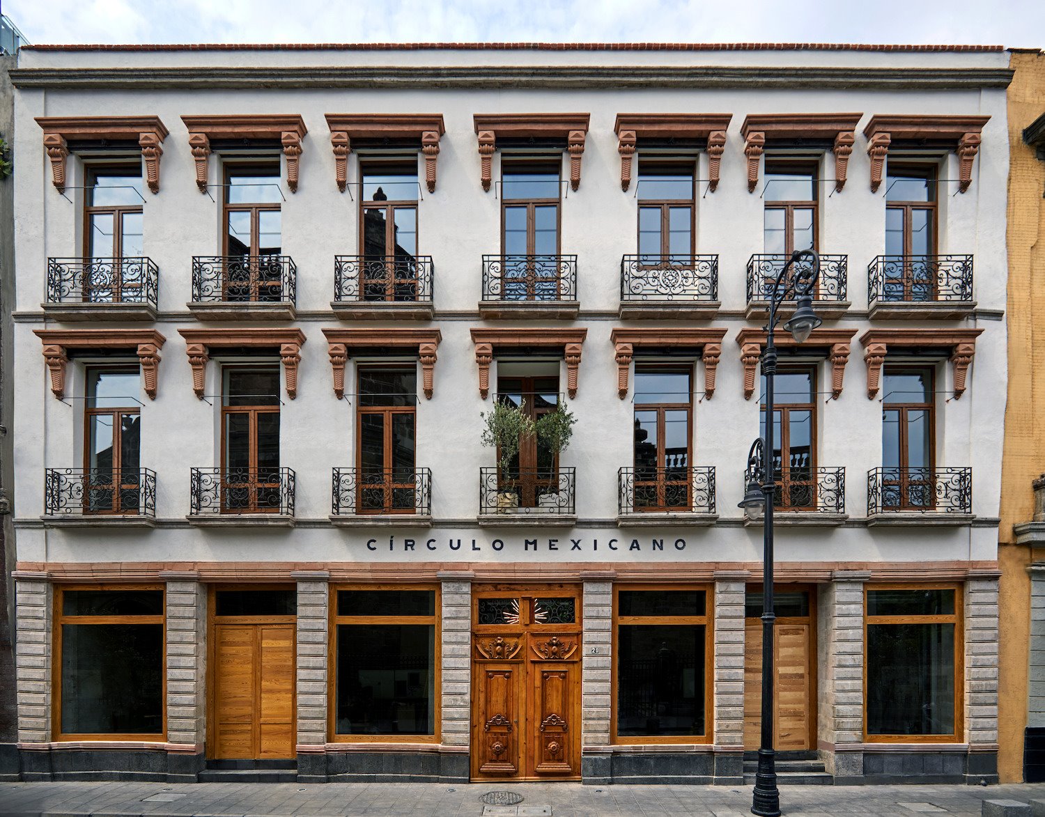 Fachada del hotel circulo mexicano en Mexico