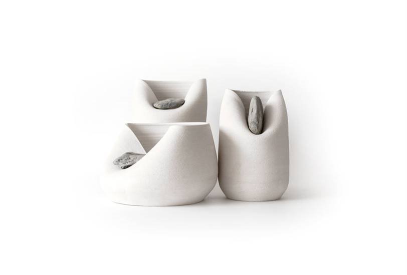 jarron-con-piedra-de-martin-azua 38e9cfa1 812x550