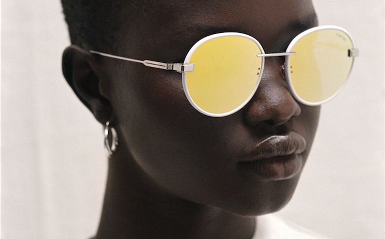 La firma parte de modelos clásicos para crear diseños innovadores, perfectos para combinar con 'looks' contemporáneos.
